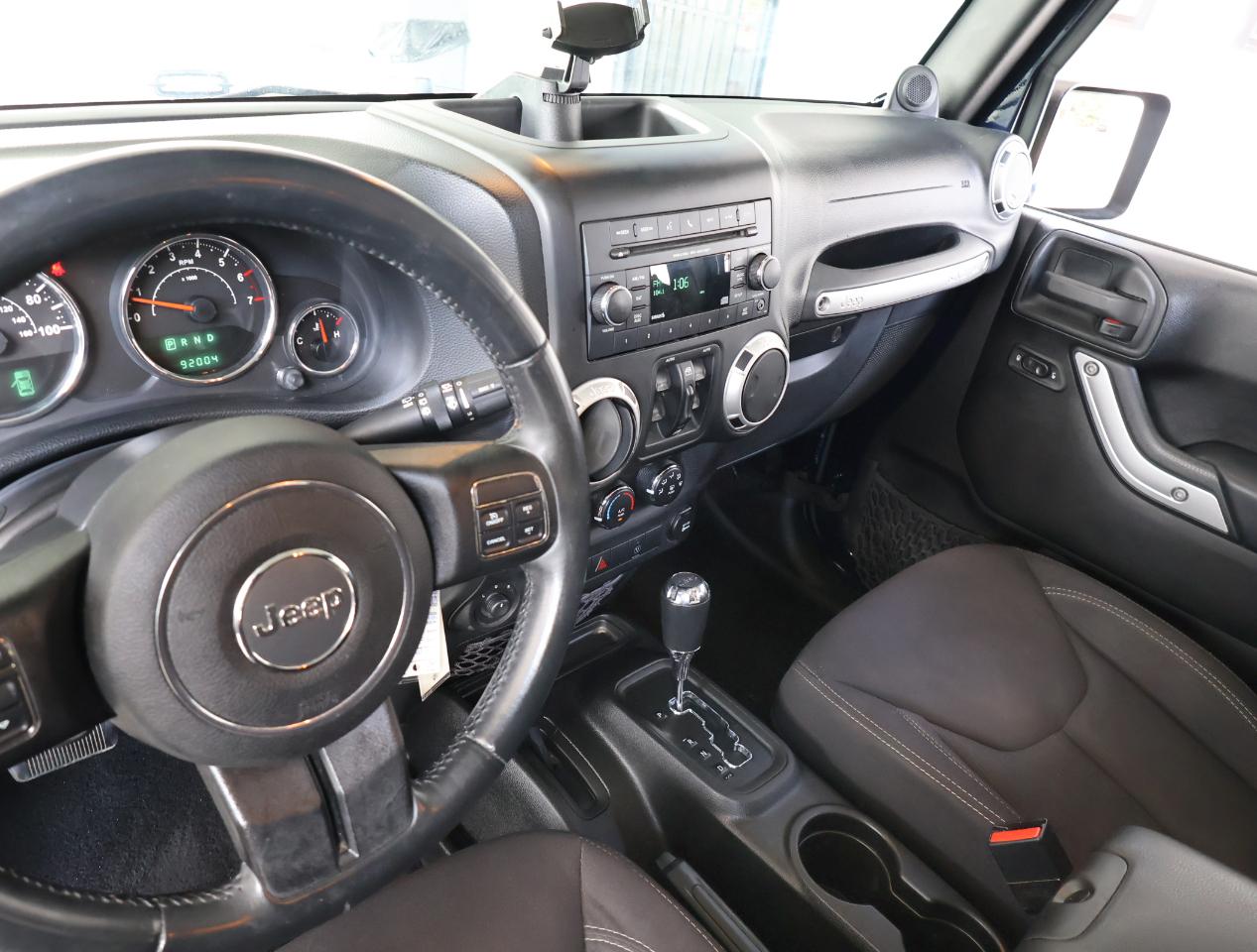 Jeep Wrangler Unlimited Sahara 4WD 2013