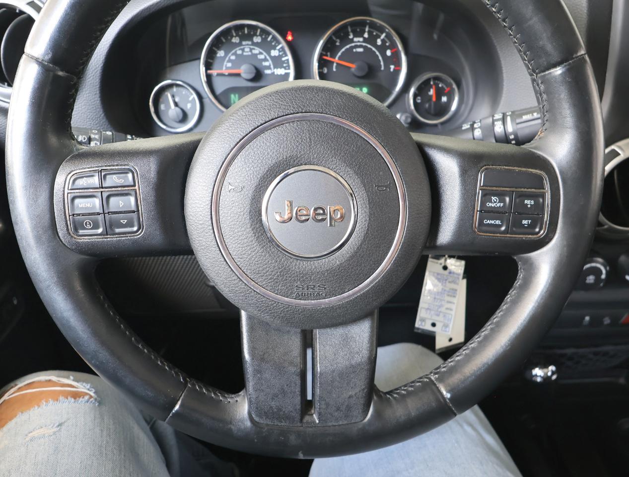 Jeep Wrangler Unlimited Sahara 4WD 2013