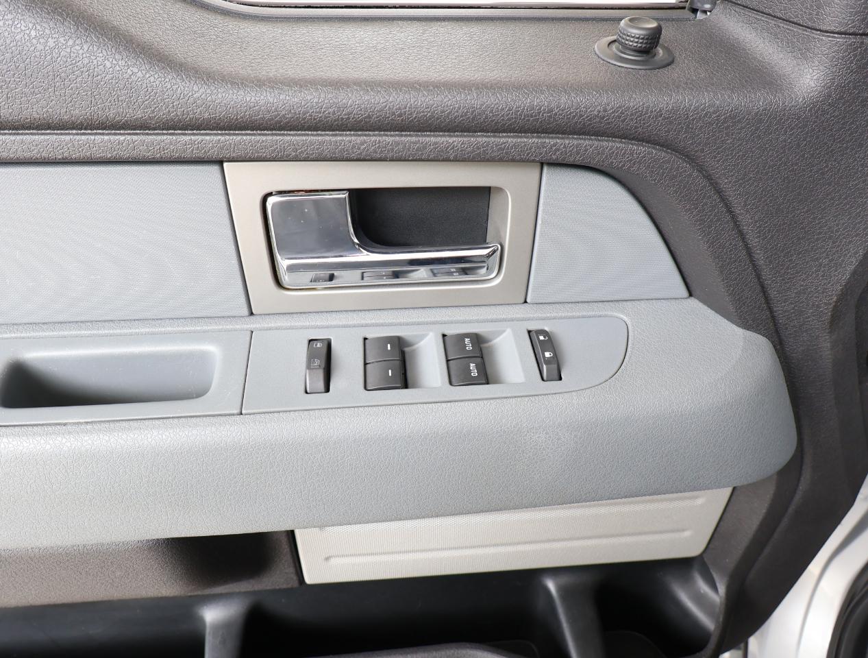 Ford F-150  2011