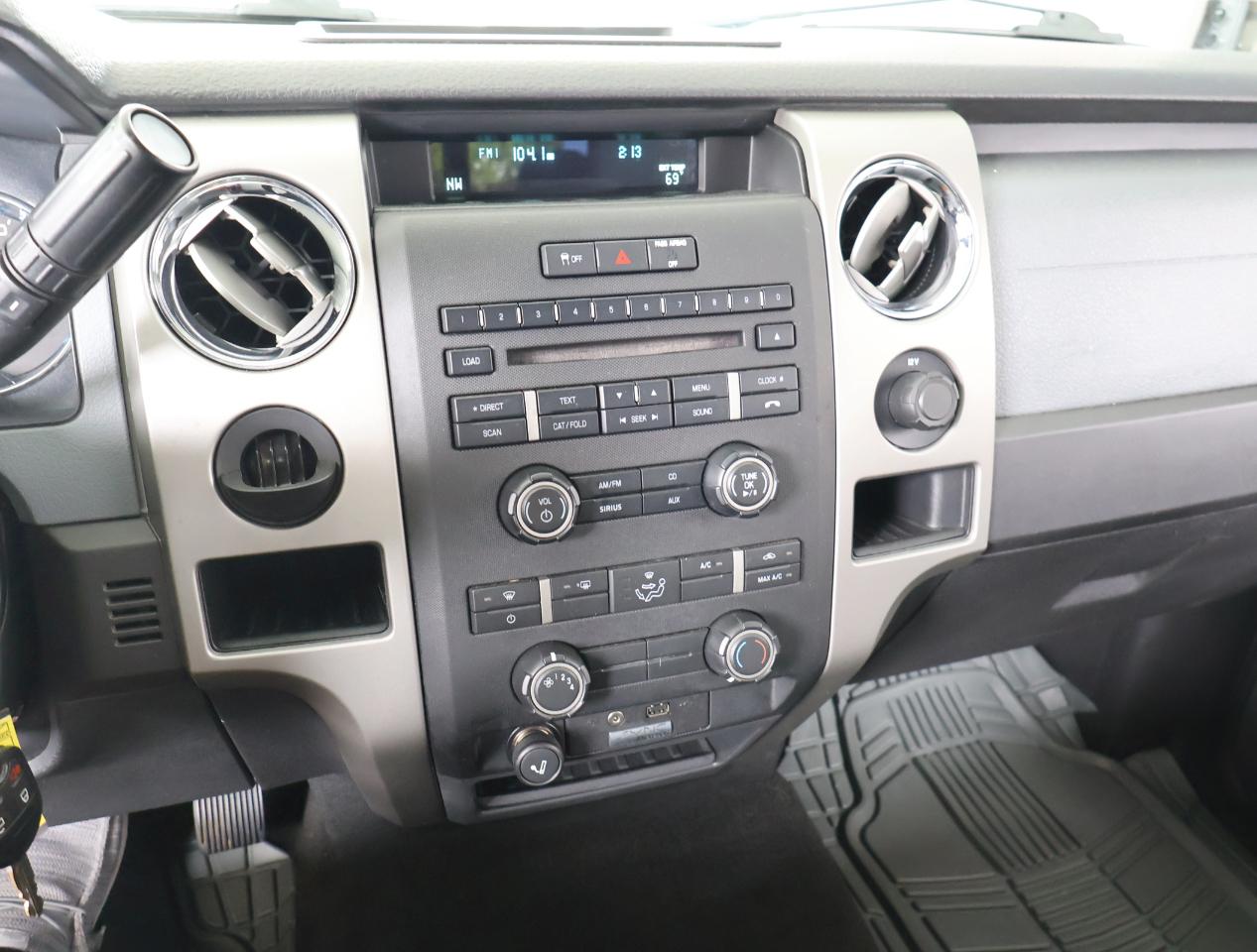 Ford F-150  2011