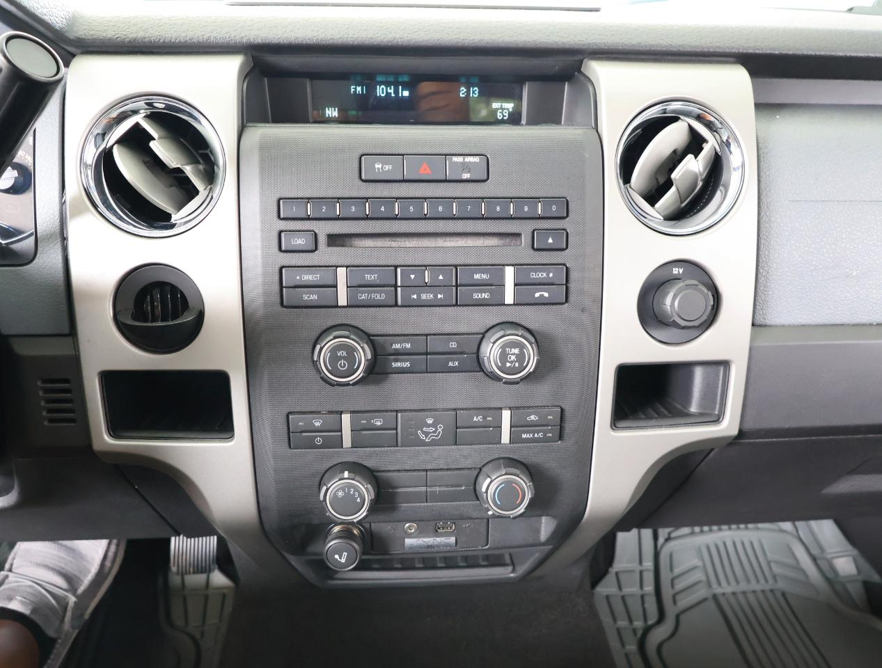 Ford F-150  2011