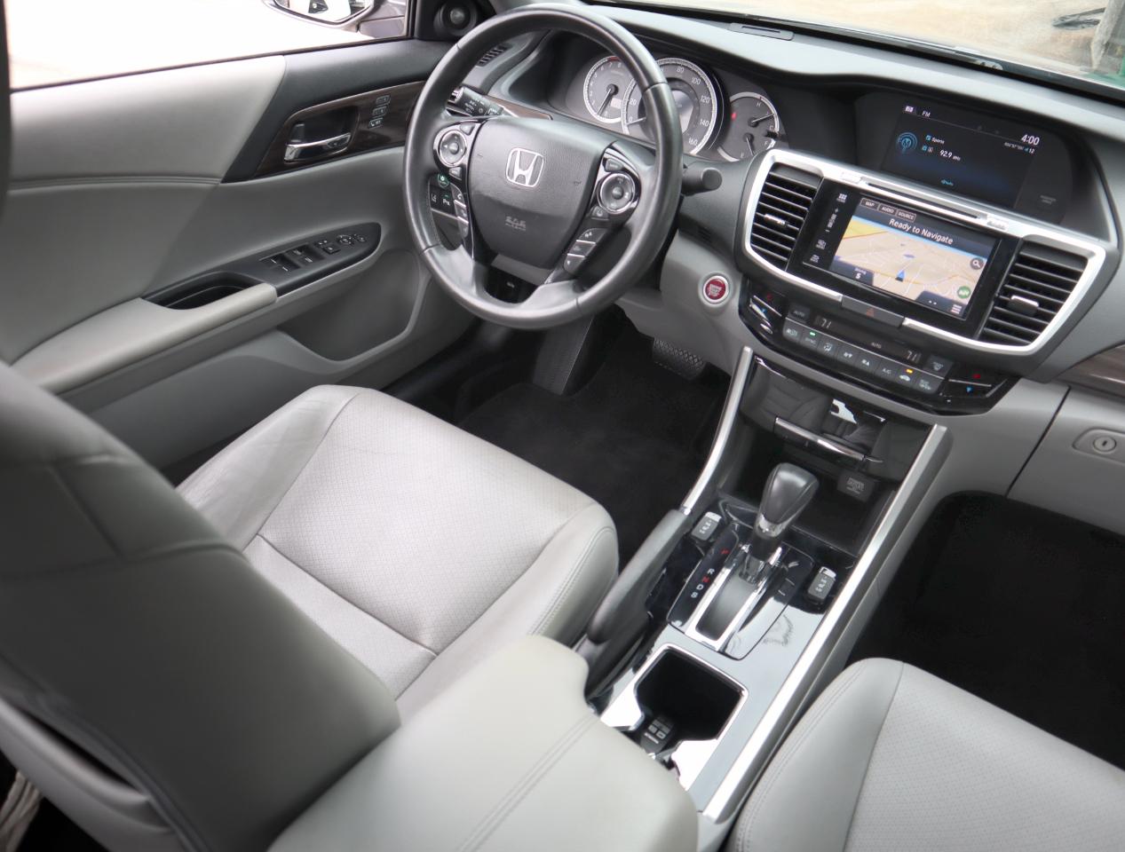 Honda Accord Touring V6 Sedan 2016