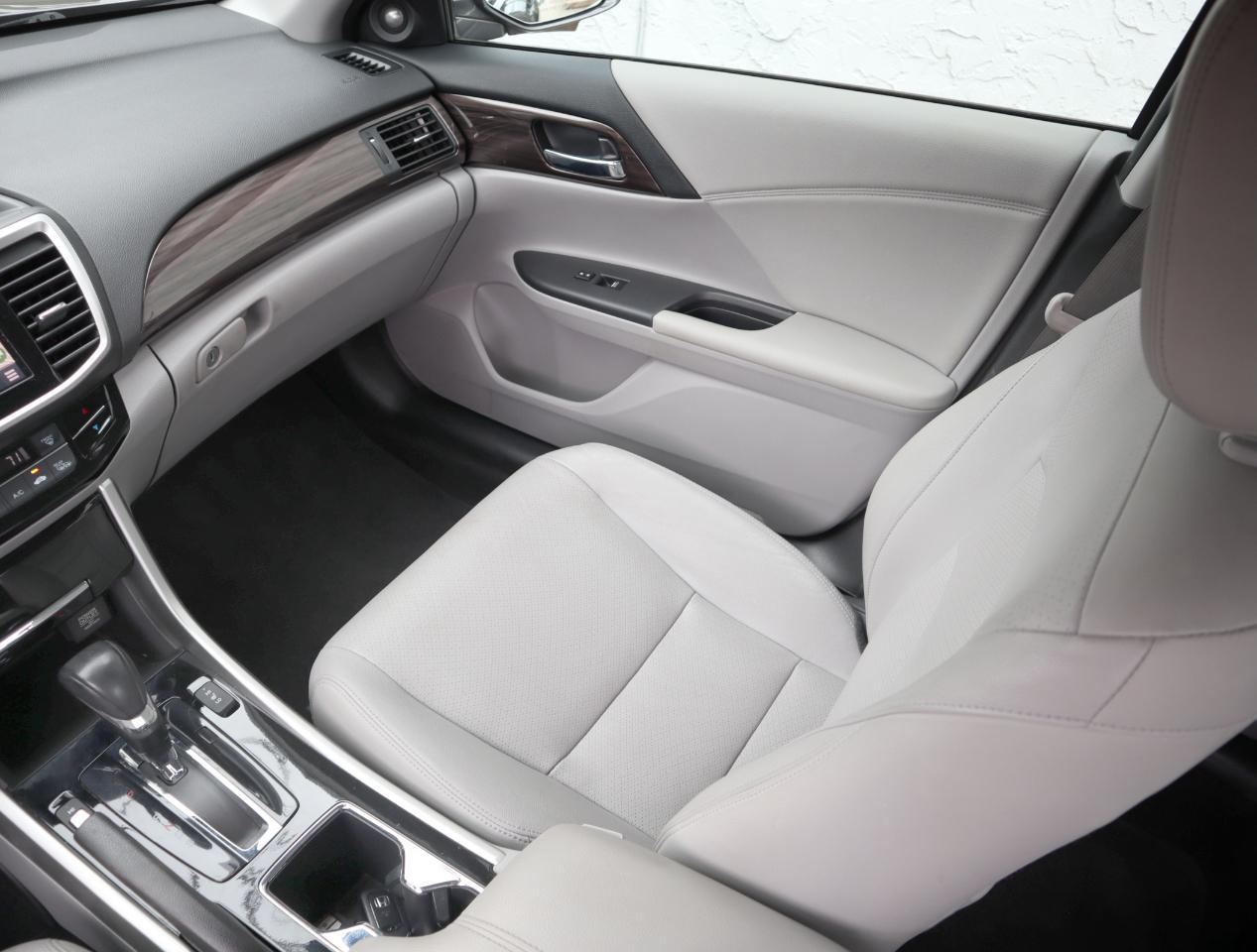 Honda Accord Touring V6 Sedan 2016
