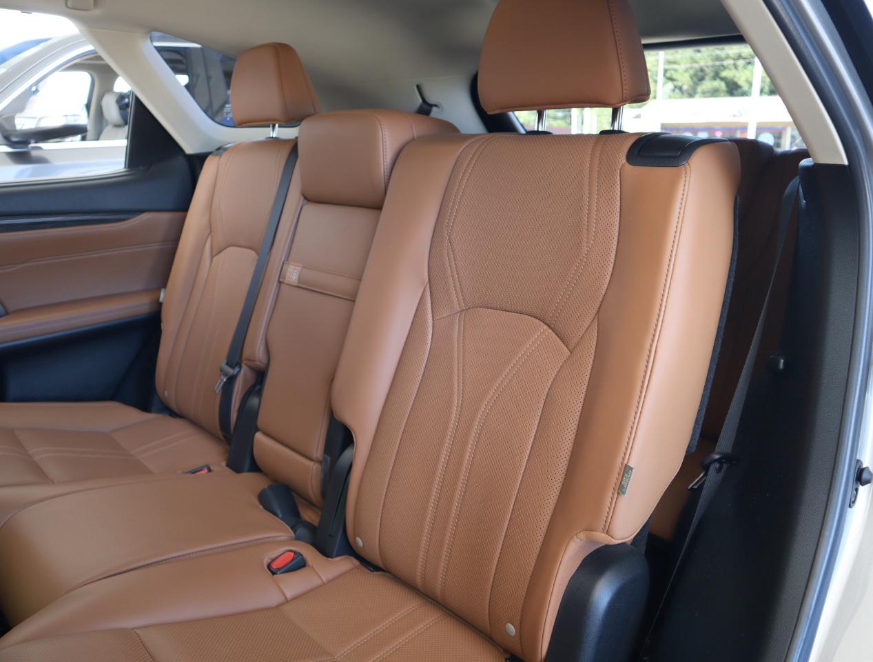 Lexus RX 350L Luxury AWD 2021