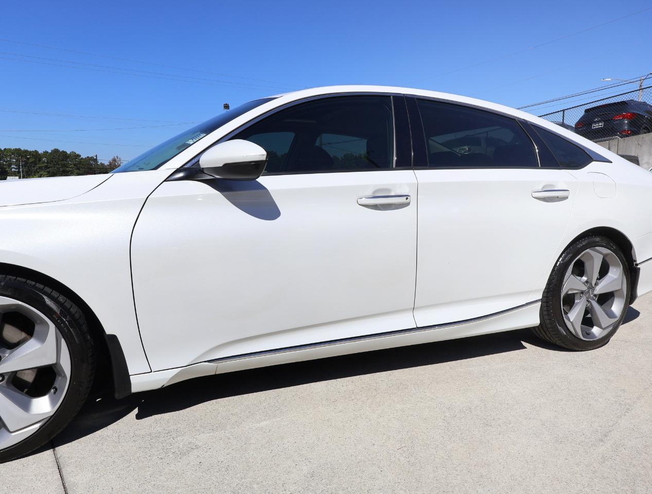 Honda Accord Touring 2.0T 2019