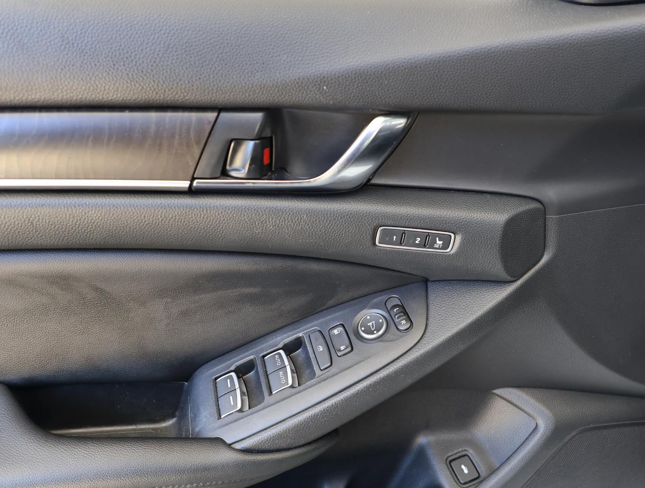 Honda Accord Touring 2.0T 2019