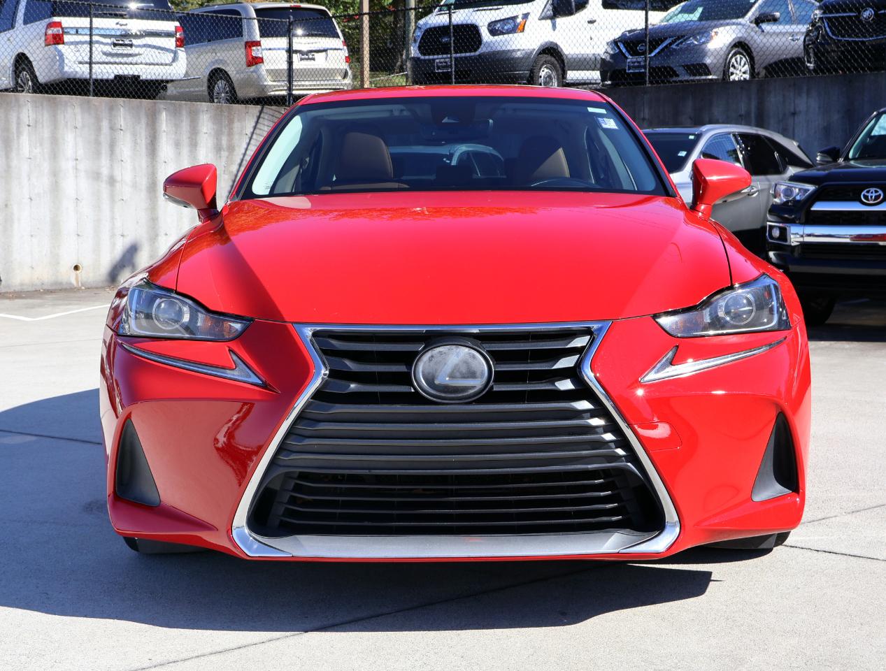 Lexus IS 300 RWD 2018