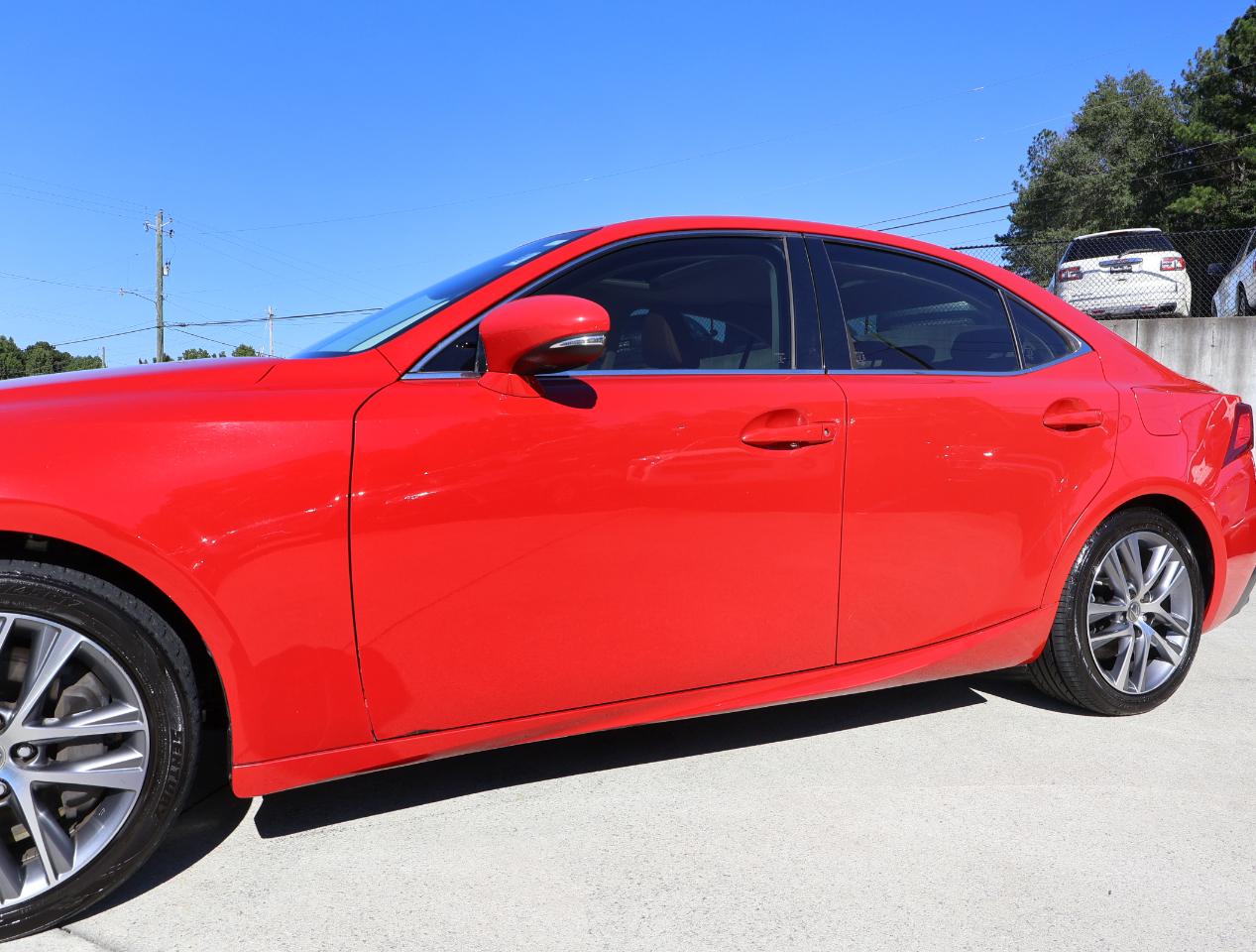 Lexus IS 300 RWD 2018