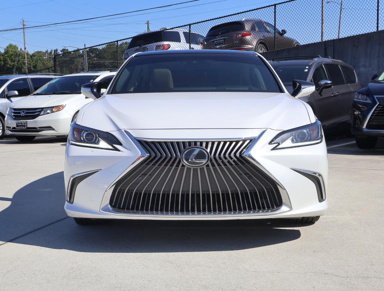 Lexus ES 350 Luxury 2019