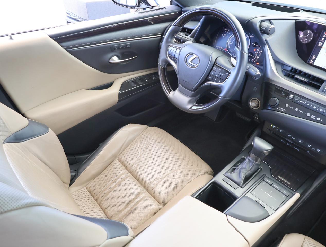 Lexus ES 350 Luxury 2019
