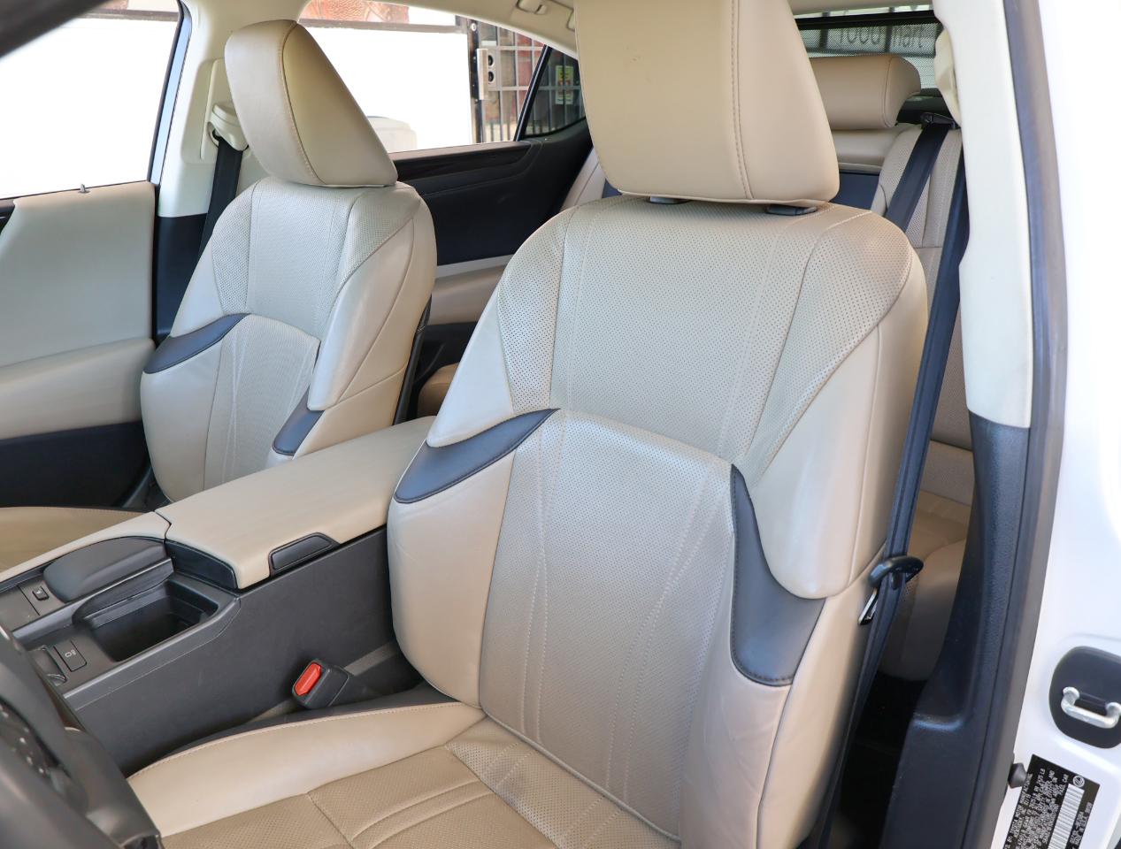 Lexus ES 350 Luxury 2019