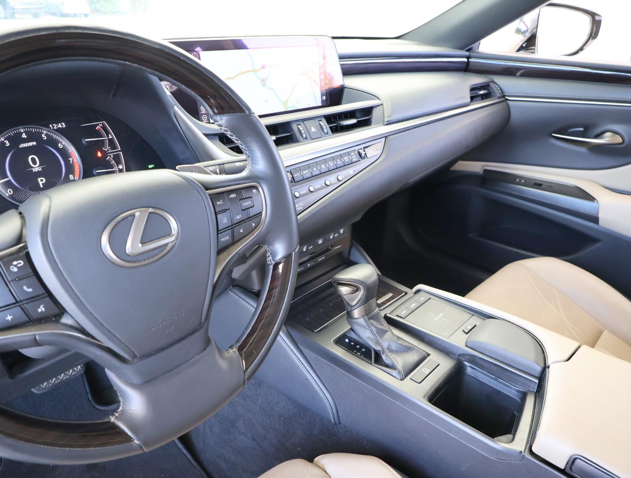 Lexus ES 350 Luxury 2019