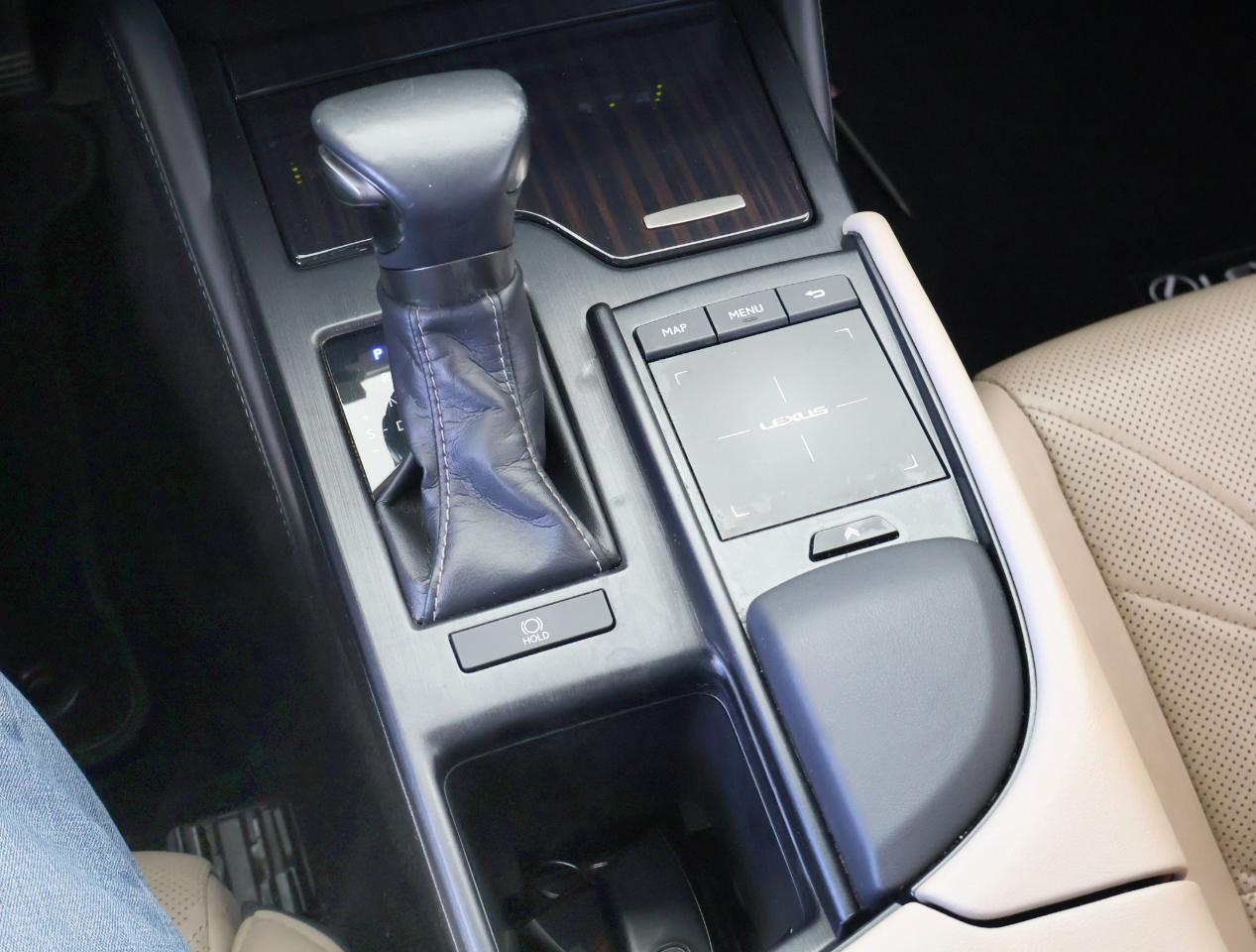 Lexus ES 350 Luxury 2019
