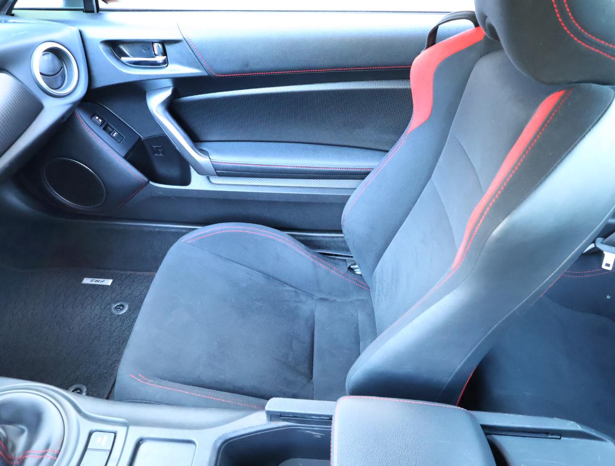 Scion FR-S 6MT 2014