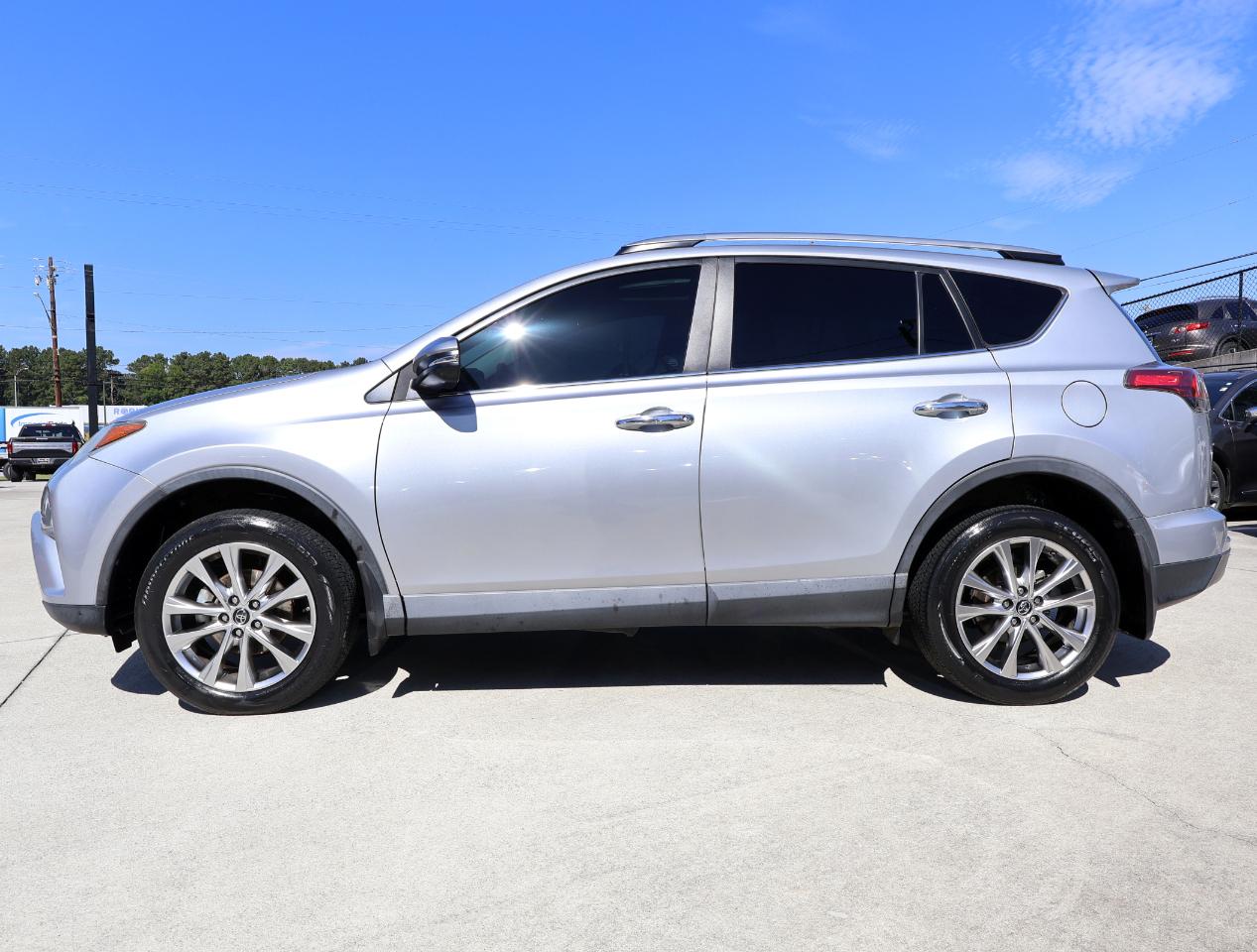 Toyota RAV4 Limited 2017