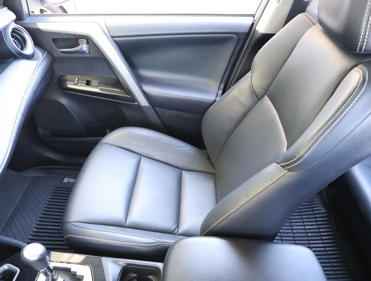 Toyota RAV4 Limited 2017