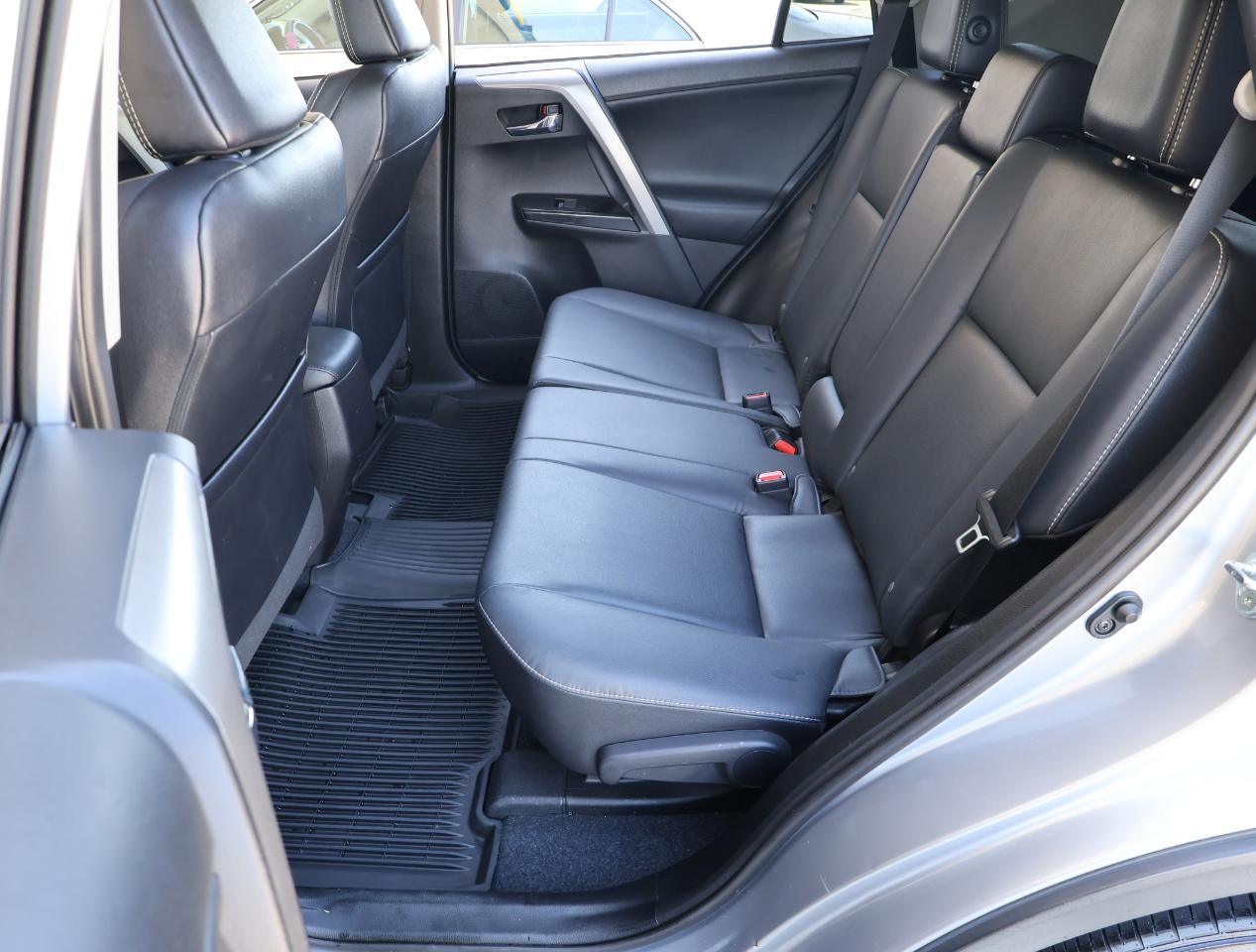 Toyota RAV4 Limited 2017