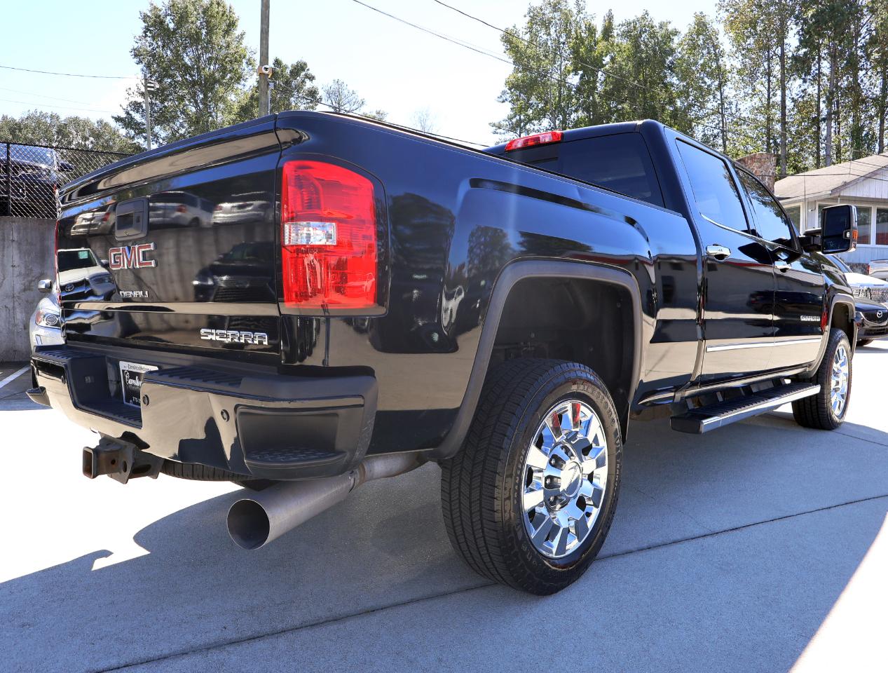GMC Sierra 2500HD Denali Crew Cab 4WD 2019