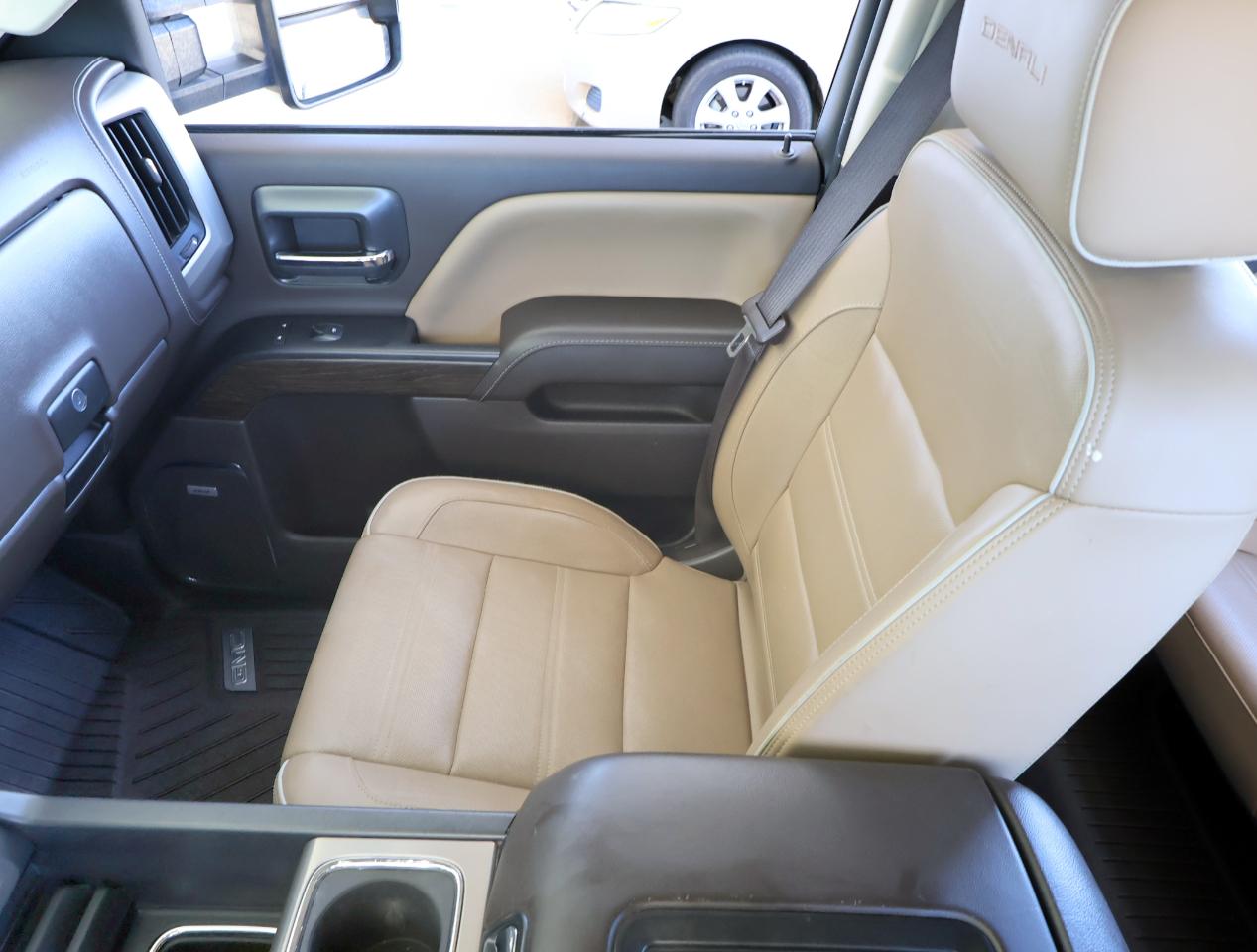 GMC Sierra 2500HD Denali Crew Cab 4WD 2019