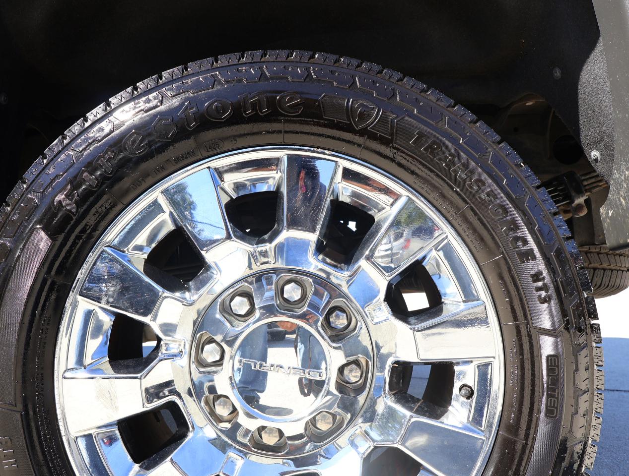 GMC Sierra 2500HD Denali Crew Cab 4WD 2019