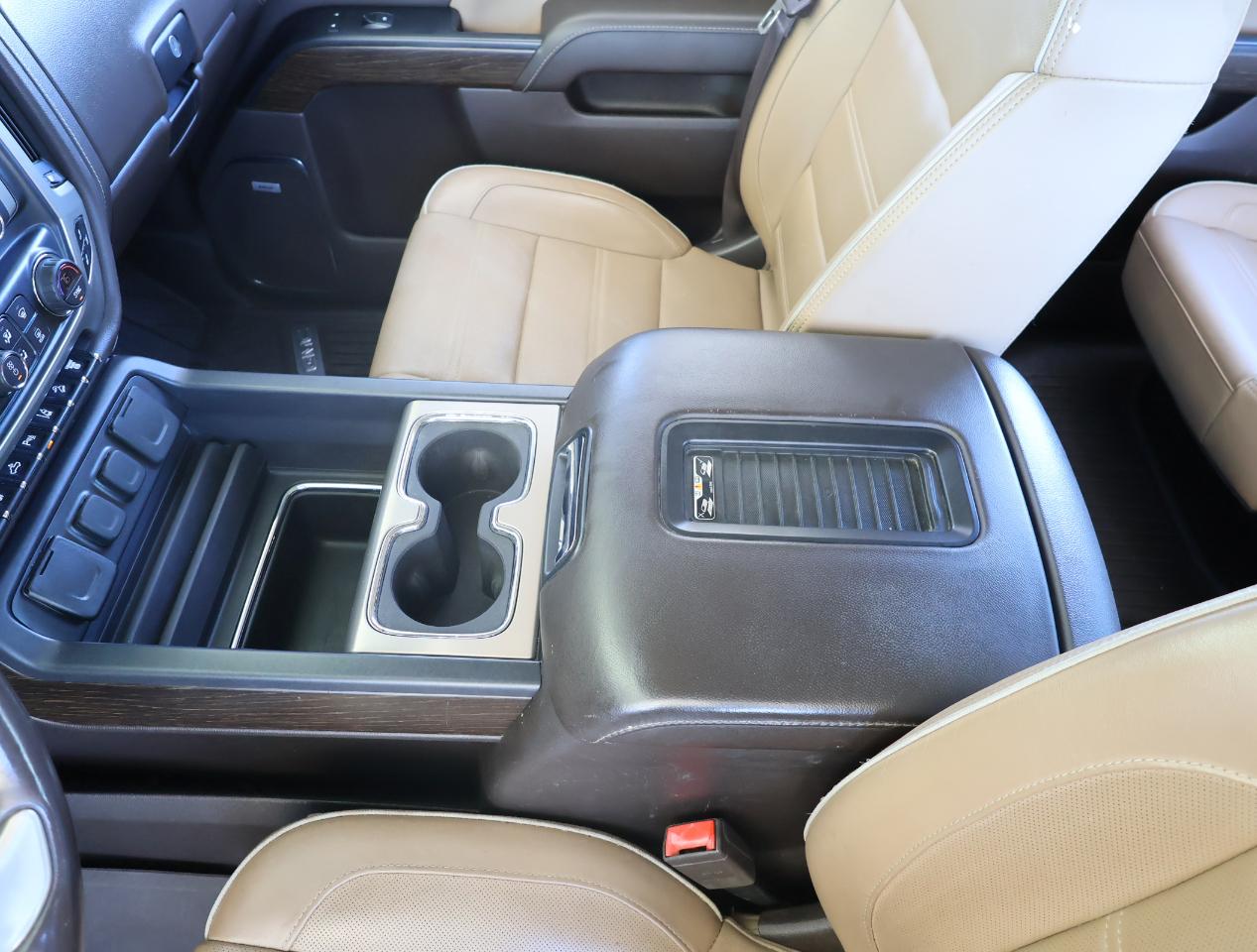GMC Sierra 2500HD Denali Crew Cab 4WD 2019
