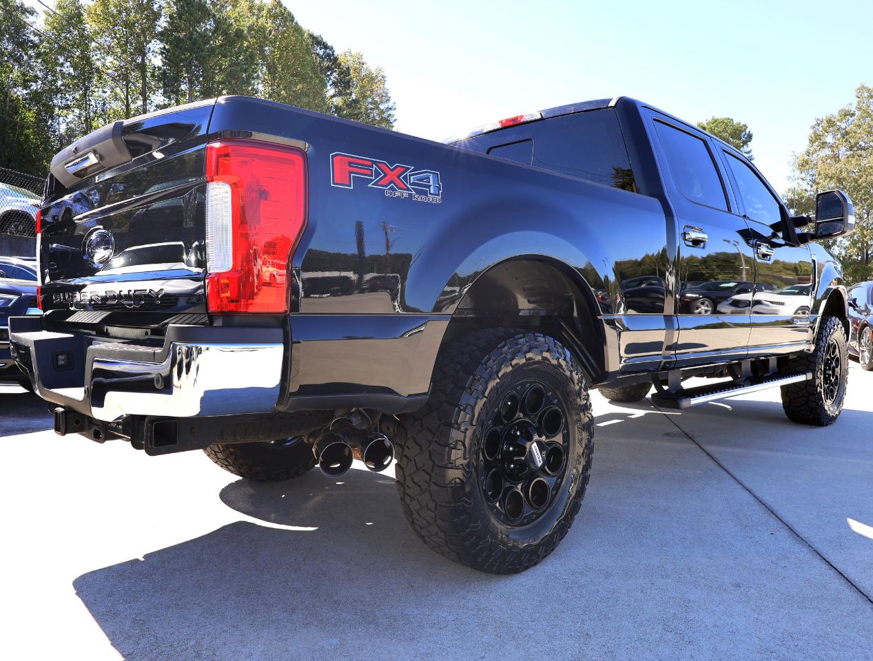 Ford F-250 SD Lariat Crew Cab 4WD 2018