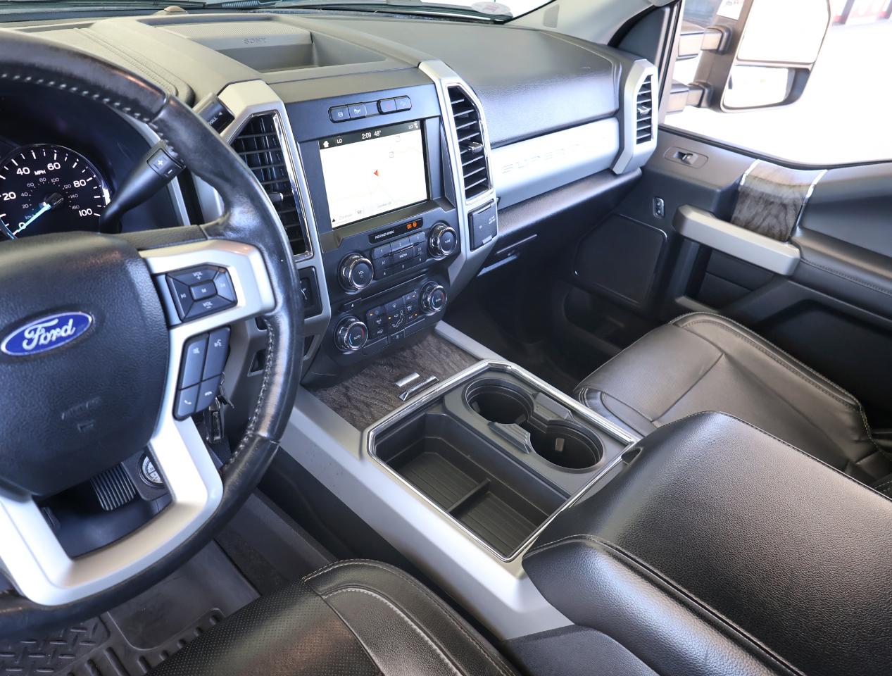 Ford F-250 SD Lariat Crew Cab 4WD 2018