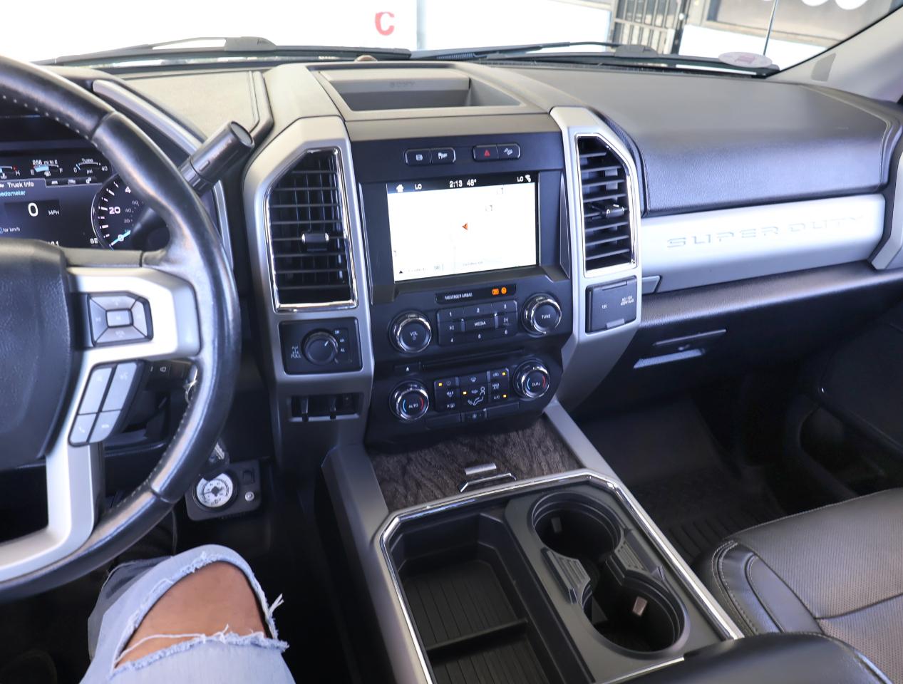 Ford F-250 SD Lariat Crew Cab 4WD 2018