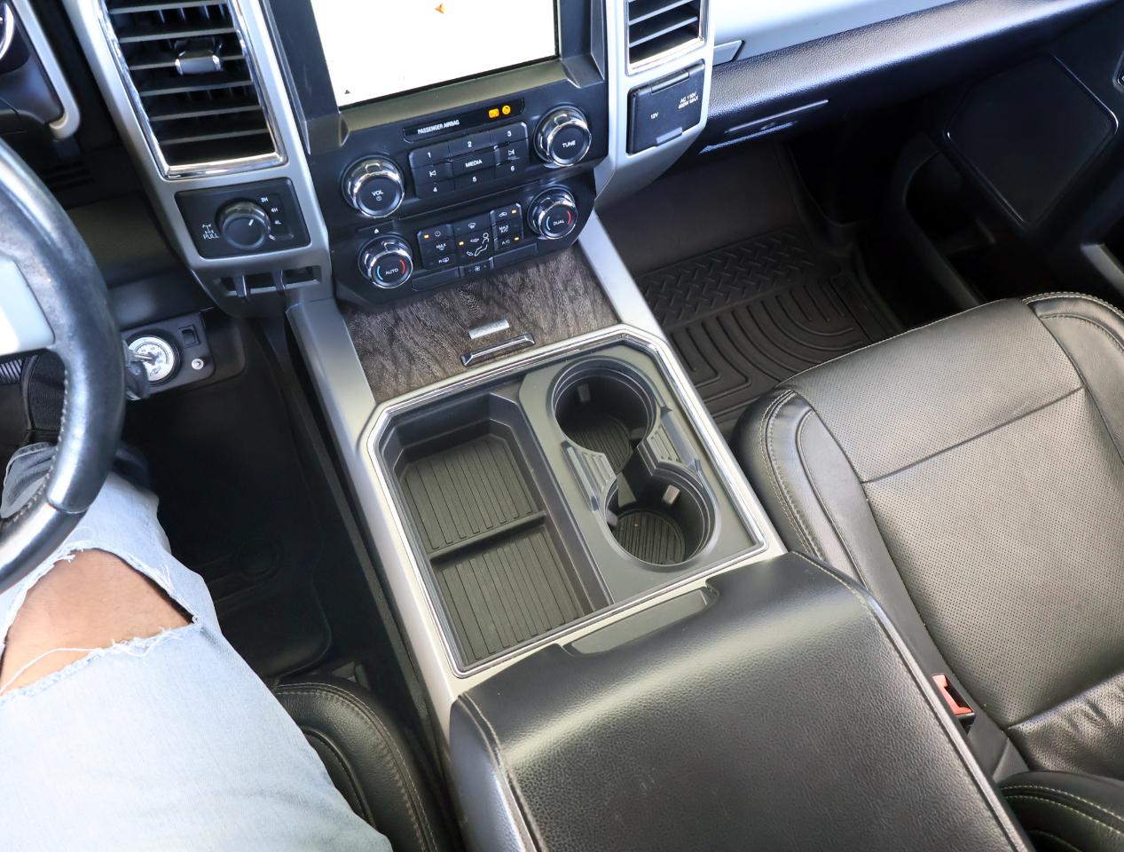 Ford F-250 SD Lariat Crew Cab 4WD 2018