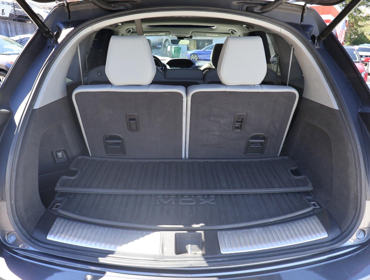 Acura MDX FWD 4dr Tech Pkg 2017