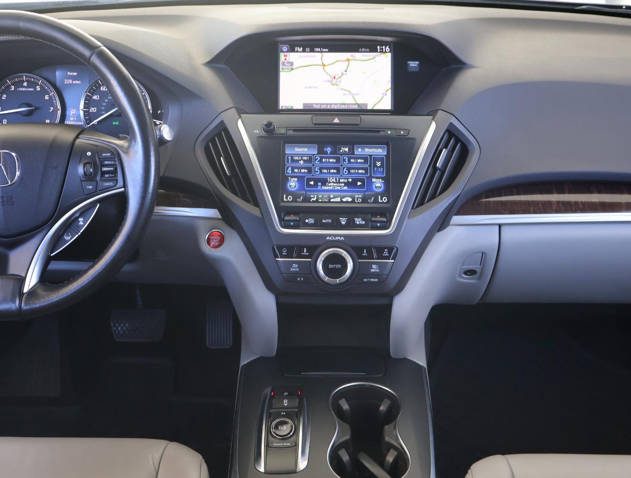 Acura MDX FWD 4dr Tech Pkg 2017