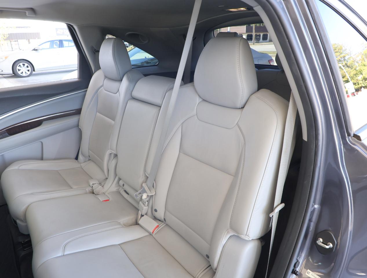 Acura MDX FWD 4dr Tech Pkg 2017