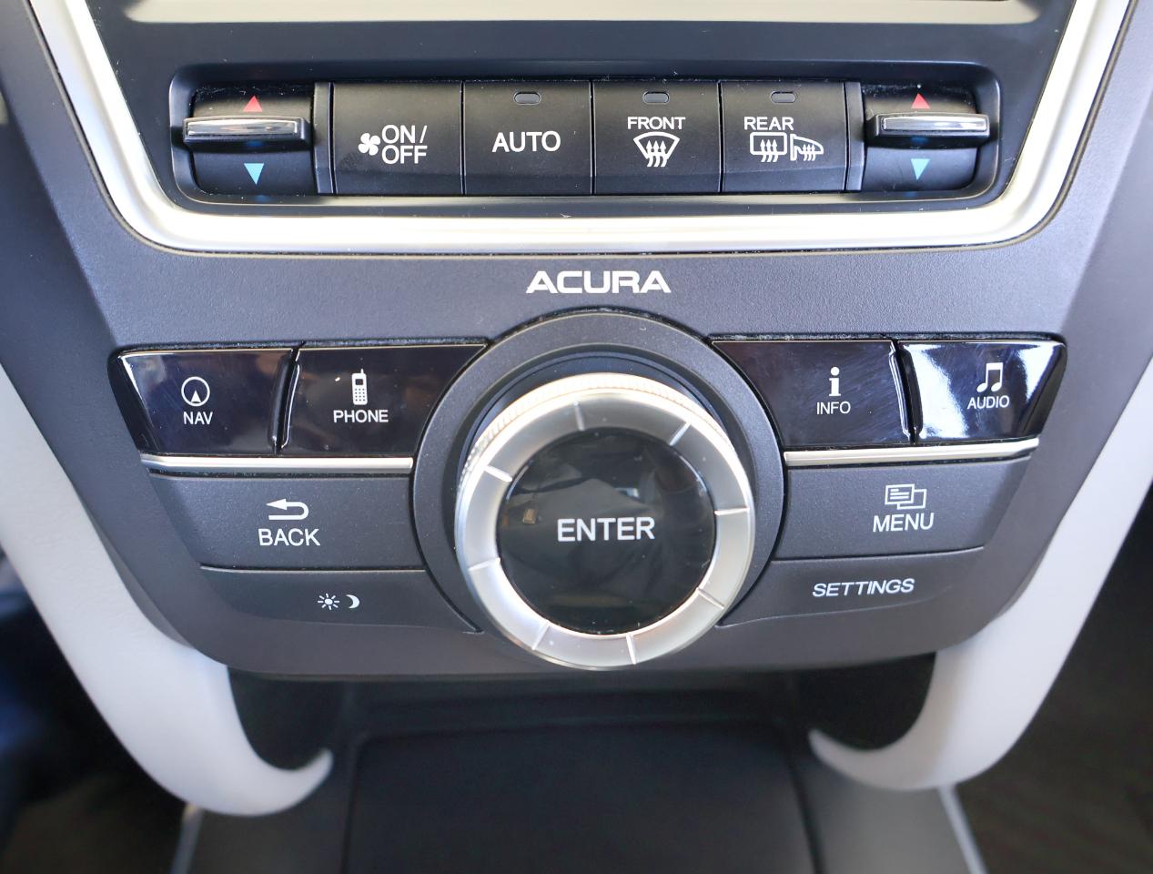 Acura MDX FWD 4dr Tech Pkg 2017