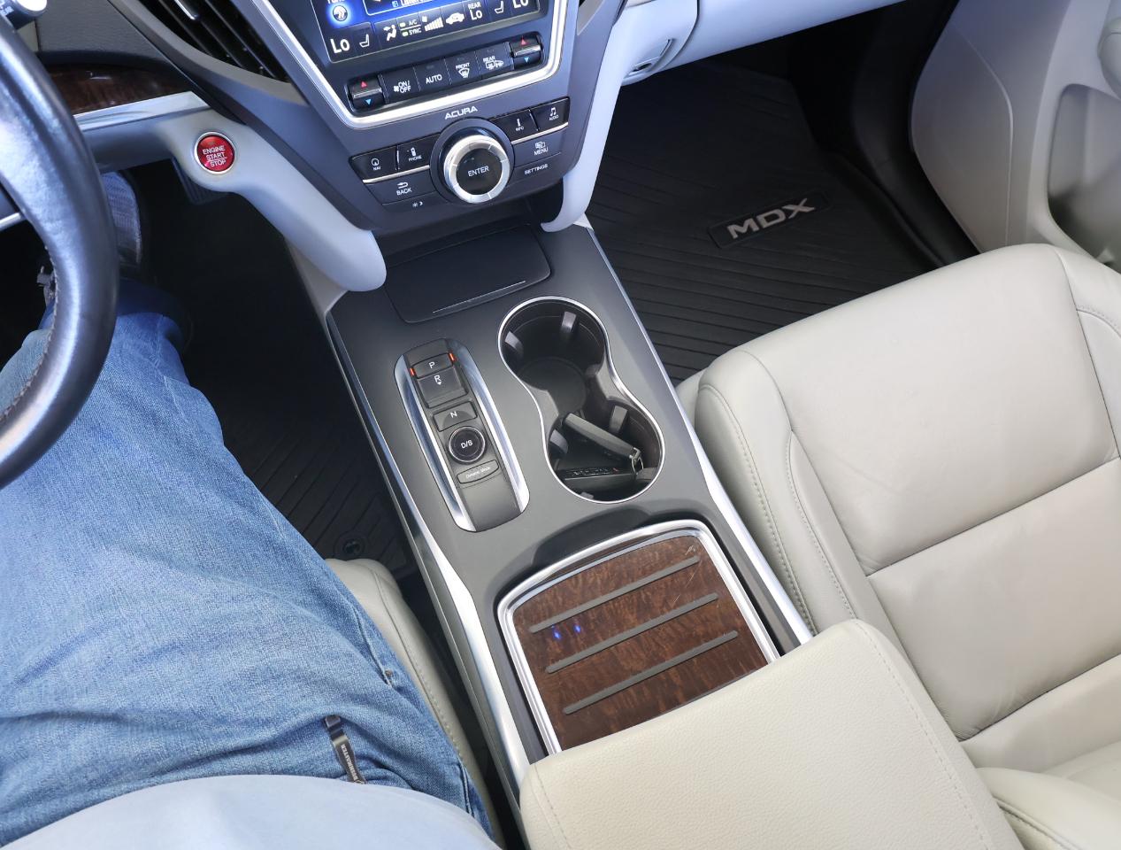 Acura MDX FWD 4dr Tech Pkg 2017