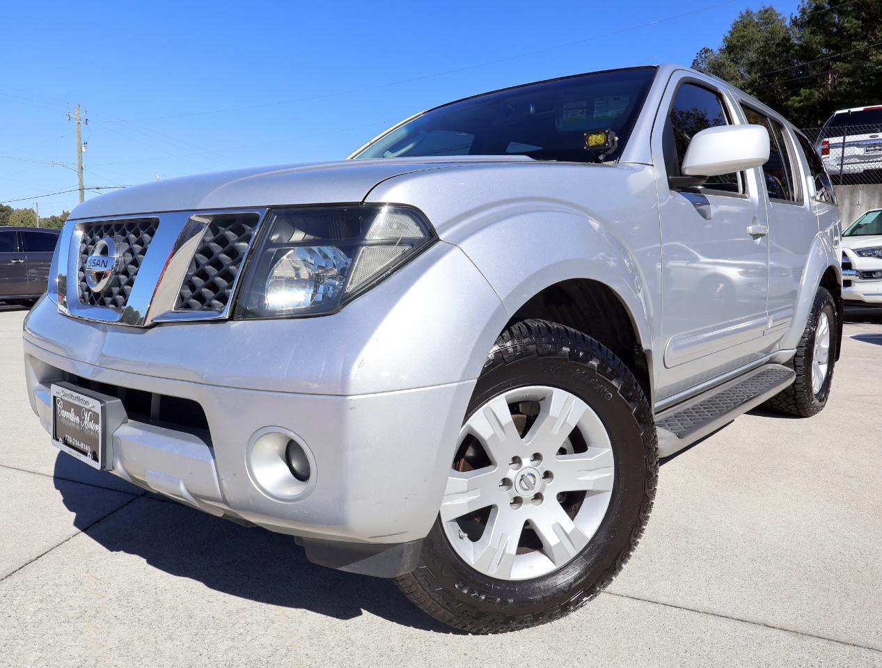 Nissan Pathfinder LE 4WD 2005