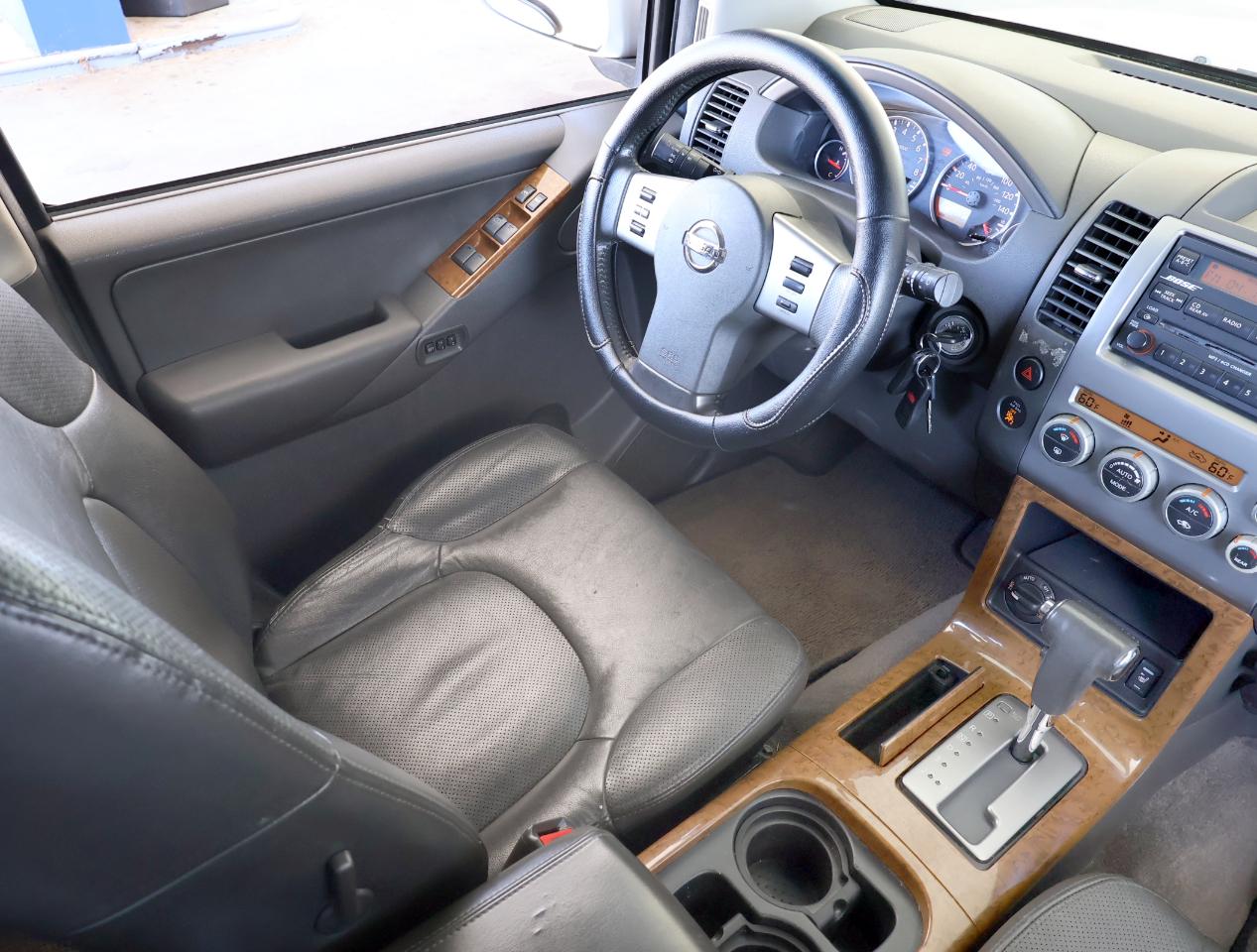 Nissan Pathfinder LE 4WD 2005