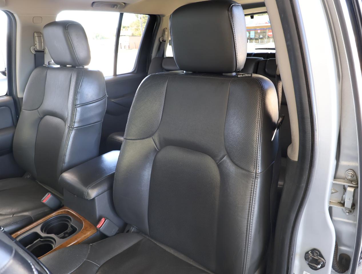 Nissan Pathfinder LE 4WD 2005