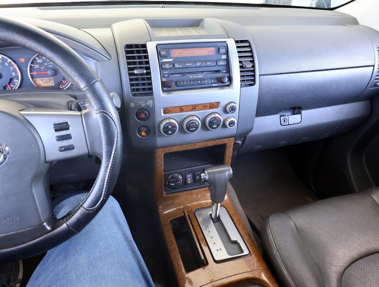 Nissan Pathfinder LE 4WD 2005