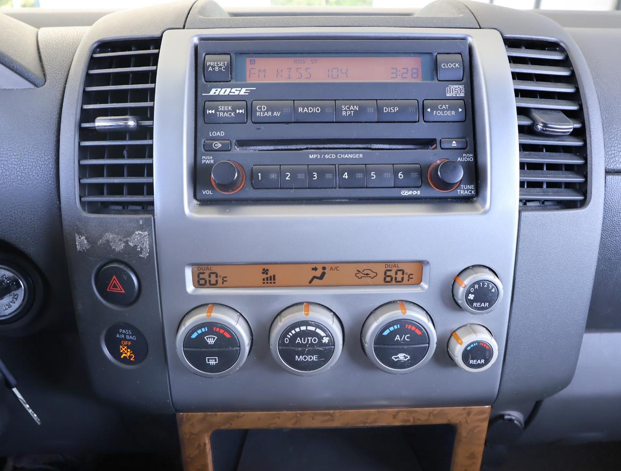 Nissan Pathfinder LE 4WD 2005