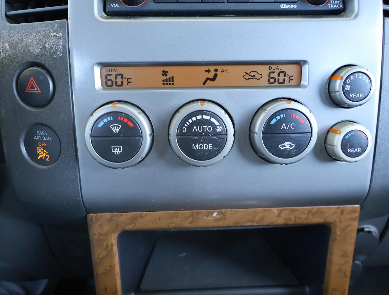 Nissan Pathfinder LE 4WD 2005