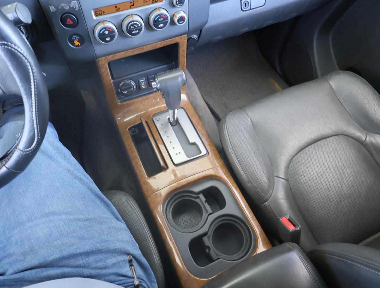 Nissan Pathfinder LE 4WD 2005
