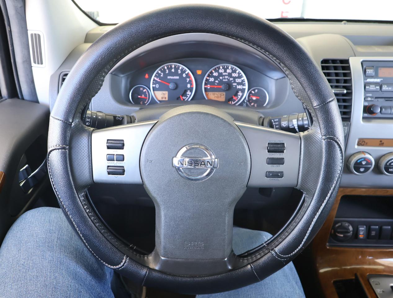 Nissan Pathfinder LE 4WD 2005