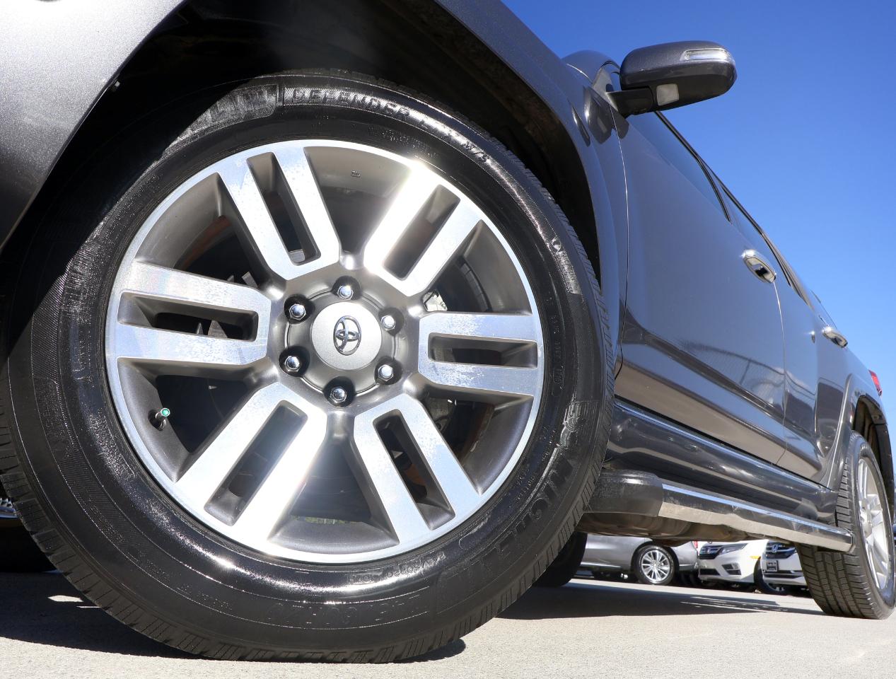 Toyota 4Runner SR5 2012