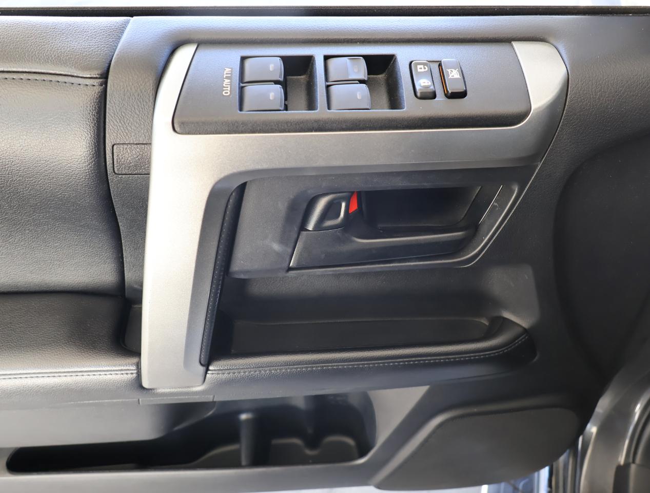 Toyota 4Runner SR5 2012