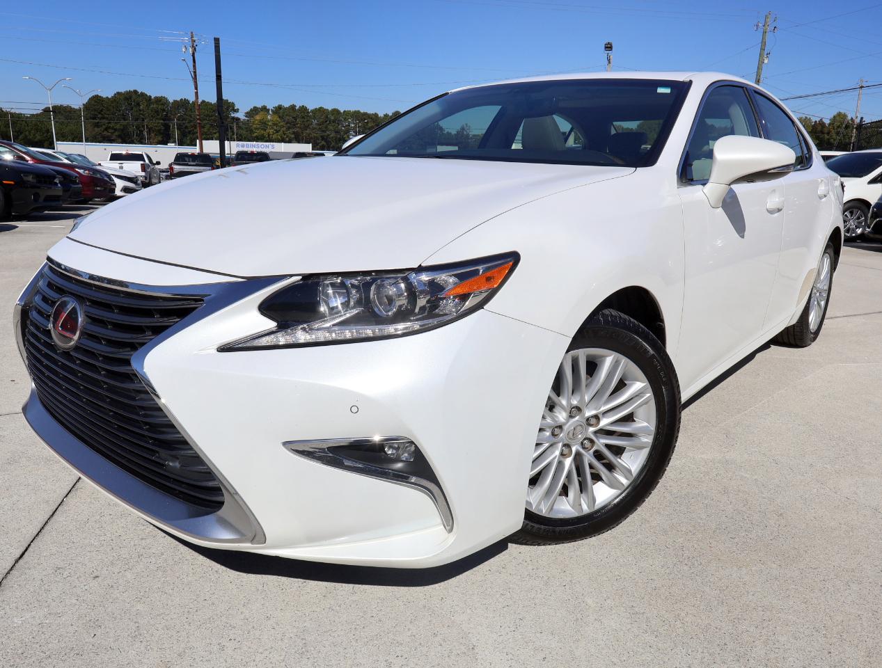 Lexus ES 350 Sedan 2016
