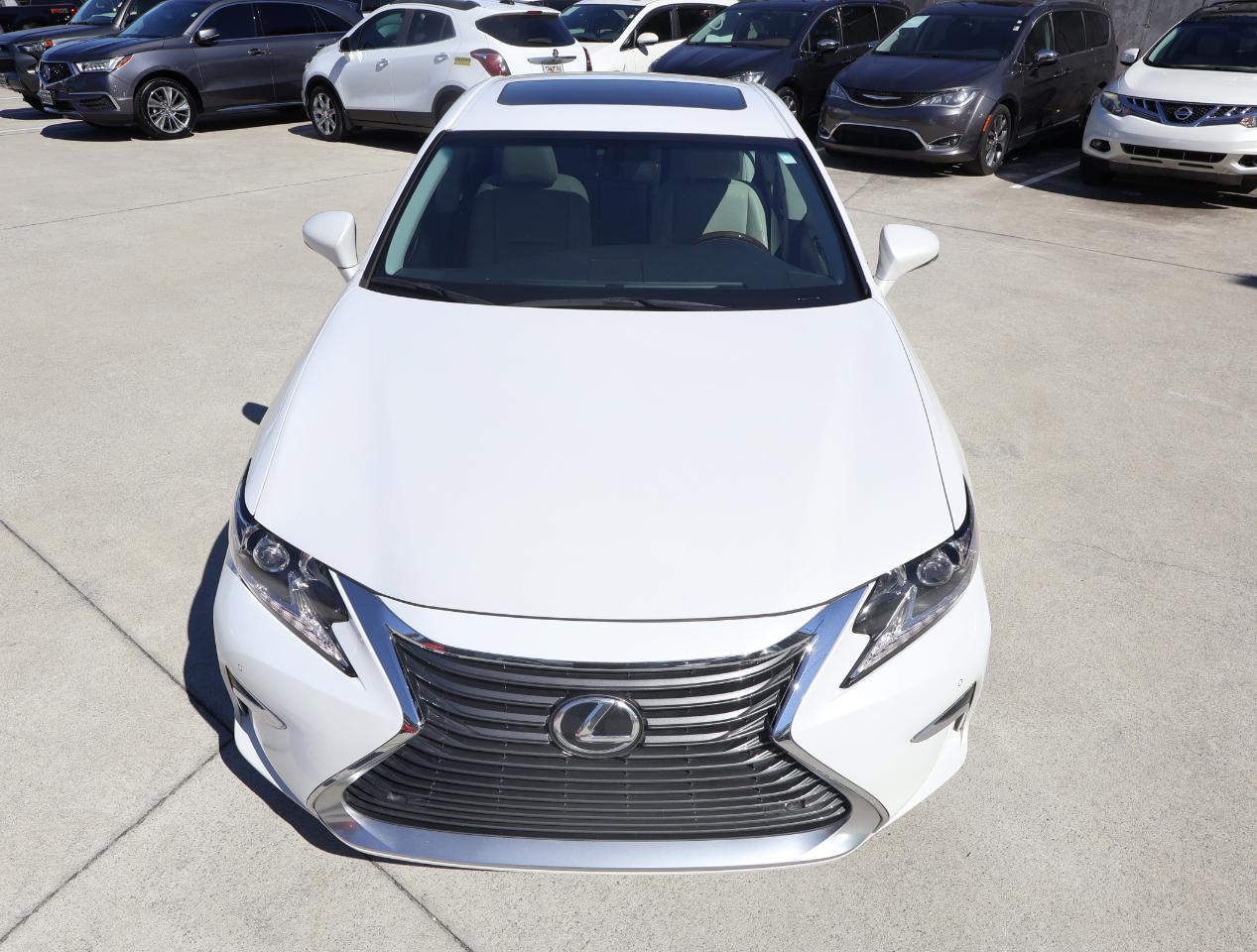 Lexus ES 350 Sedan 2016