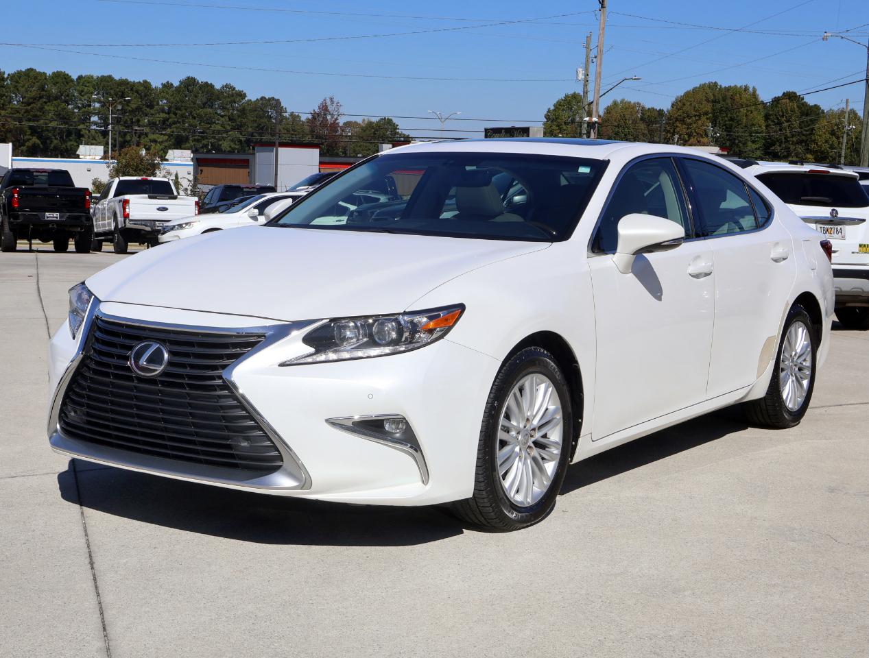 Lexus ES 350 Sedan 2016