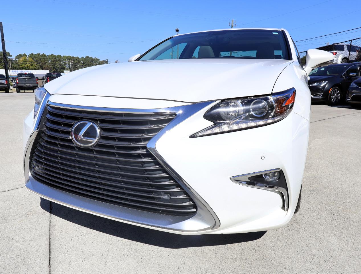 Lexus ES 350 Sedan 2016
