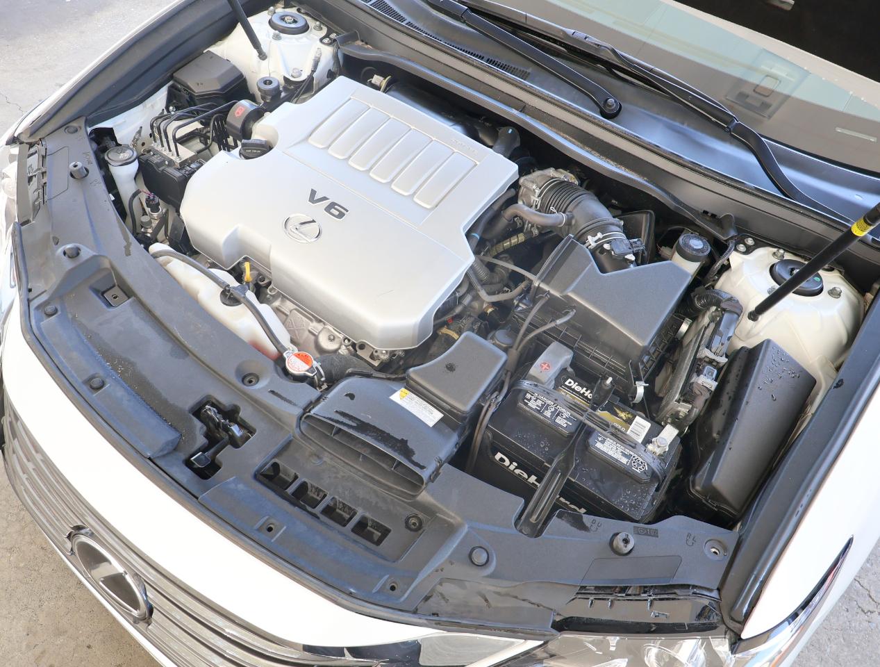 Lexus ES 350 Sedan 2016
