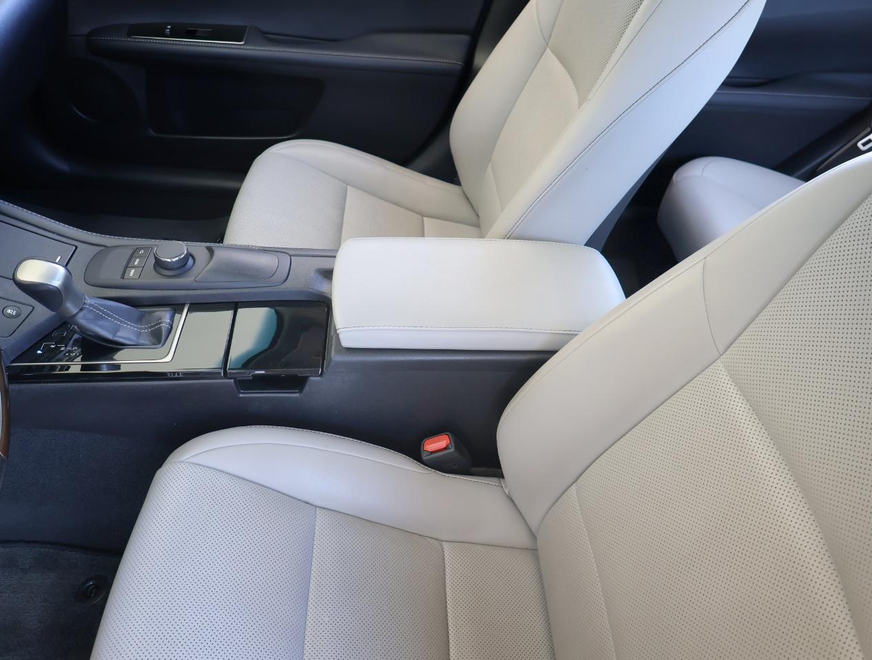Lexus ES 350 Sedan 2016